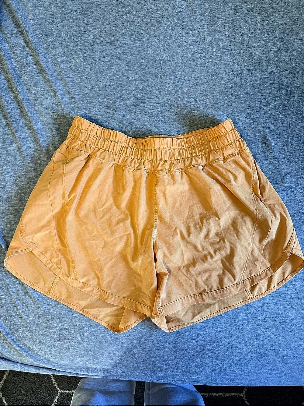 Lululemon Track That Mid-Rise Lined Short size 10